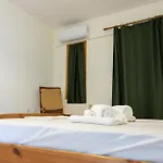 Apartment Strix Aluco Kalavryta