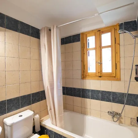 Strix Aluco Καλάβρυτα