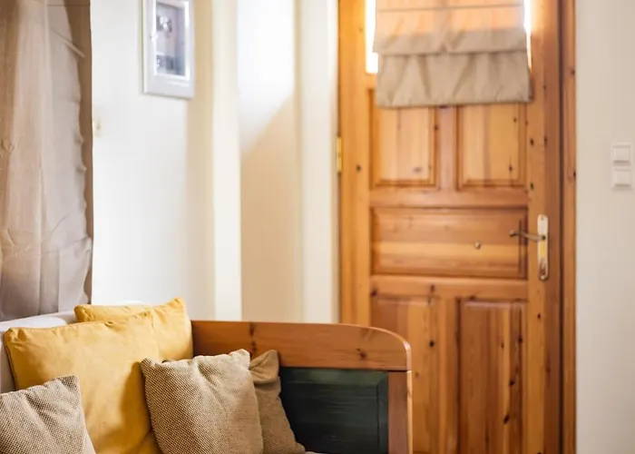 Strix Aluco 칼라브리타